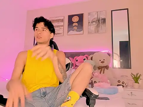 Snapshot of back_thomson chatting on 02.22.26 back thomson online show from 02.22.26