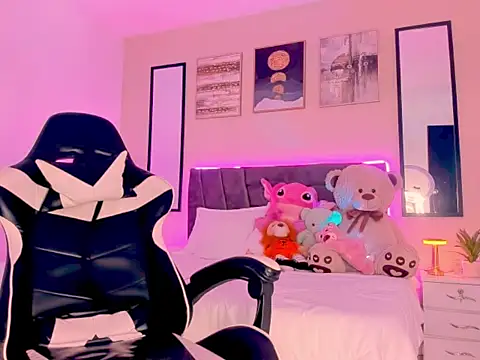 Snapshot of back_thomson chatting on 02.23.26 back thomson online show from 02.23.26