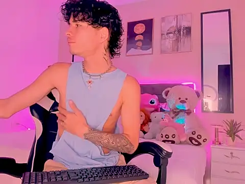 Snapshot of back_thomson chatting on 02.25.26 back thomson online show from 02.25.26