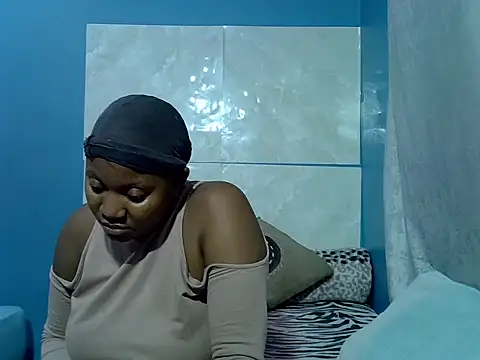 Snapshot of SweetHotPussy_99 chatting on 03.23.26 SweetHotPussy 99 online show from 03.23.26