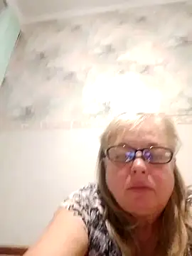 LinaLight88 online show from 12.17.25