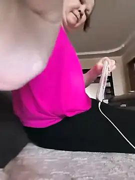 Snapshot of -Queen- chatting on 02.12.26 -Queen- online show from 02.12.26