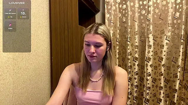 SkyeDavis online show from 01.05.26