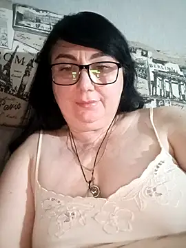 Snapshot of MariSwan222 chatting on 04.26.26 MariSwan222 online show from 04.26.26