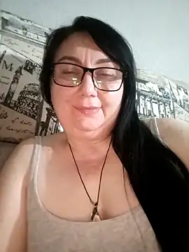 Snapshot of MariSwan222 chatting on 05.17.26 MariSwan222 online show from 05.17.26