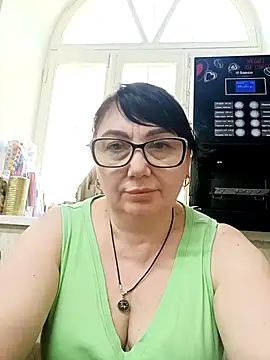 Snapshot of MariSwan222 chatting on 07.18.26 MariSwan222 online show from 07.18.26