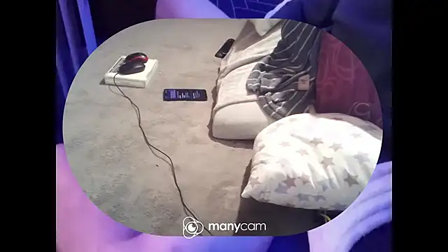 Snapshot of SnappedHagfish chatting on 12.21.25 SnappedHagfish online show from 12.21.25