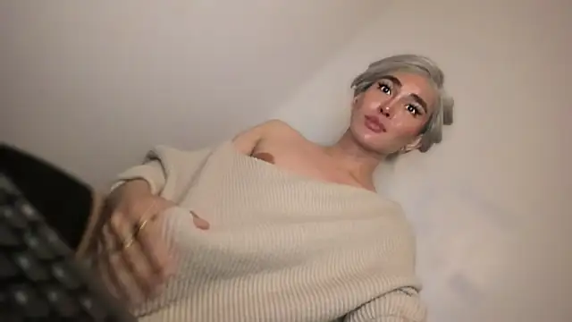 mxshemale ladyboy online show from 04.08.26