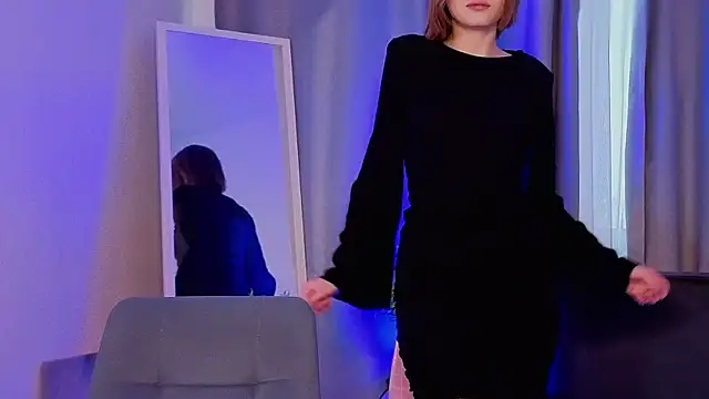 Leyla crsh online show from 02.13.26