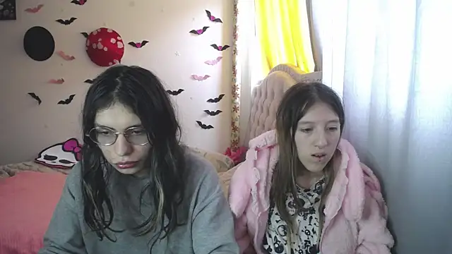 Briar y Blair online show from 03.13.26