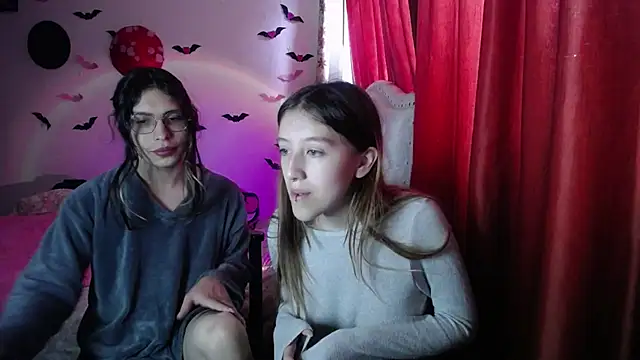 Briar y Blair online show from 04.07.26