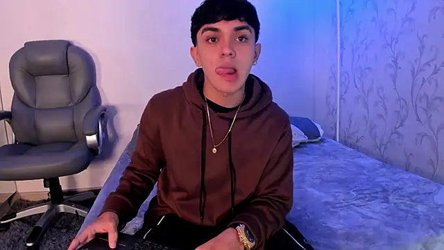  TaylorBlack online show from 01.09.26