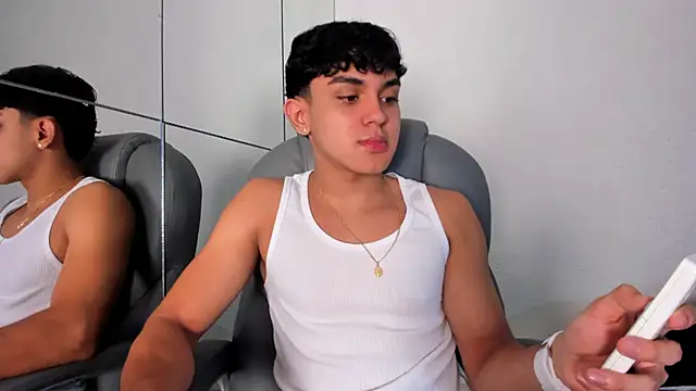  TaylorBlack online show from 03.04.26