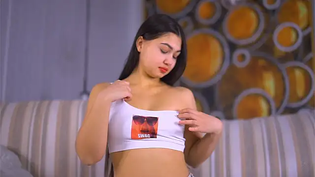 Snapshot of LorettaBeetz chatting on 01.05.26 LorettaBeetz online show from 01.05.26