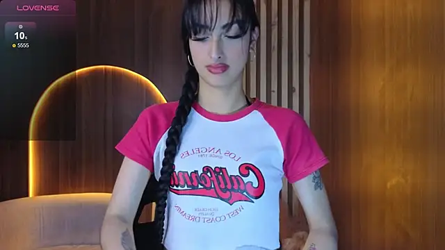 Snapshot of Tifany_Tx chatting on 02.25.26 Tifany Tx online show from 02.25.26