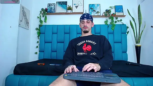 boy Dirty X online show from 12.18.25