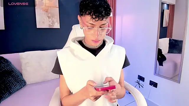 Snapshot of Owen_JP chatting on 03.29.26 Owen JP online show from 03.29.26