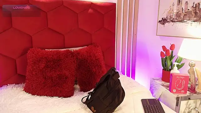 Snapshot of Owen_JP chatting on 04.11.26 Owen JP online show from 04.11.26