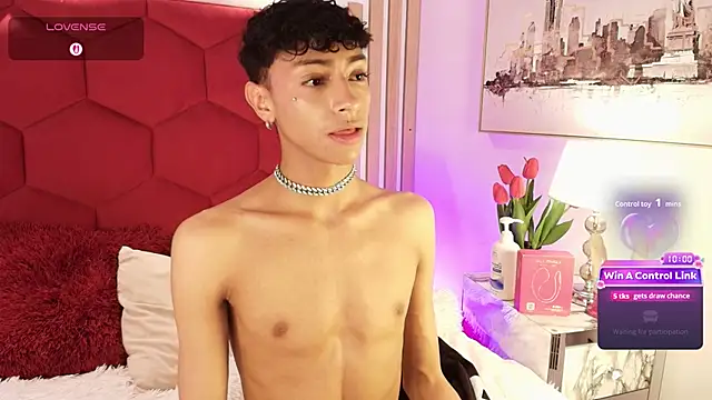 Snapshot of Owen_JP chatting on 04.11.26 Owen JP online show from 04.11.26