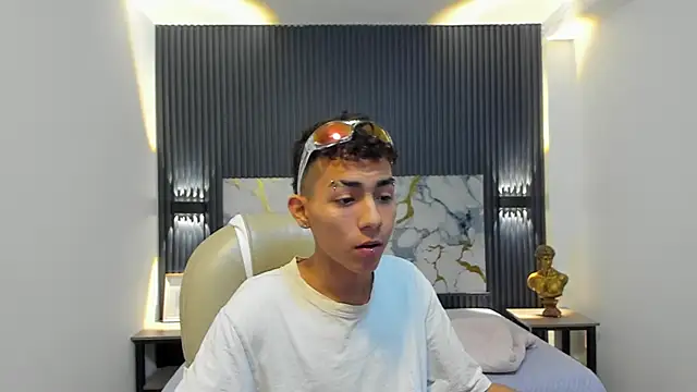 TaylerMiles online show from 01.14.26