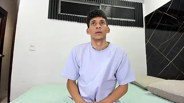 Emer santos online show from 02.13.26