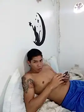 LolaAndBugs  online show from 01.15.26