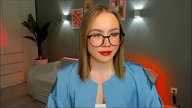 Aurelia Voss online show from 01.14.26