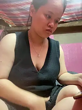 Thanhhuyen001 online show from 12.21.25