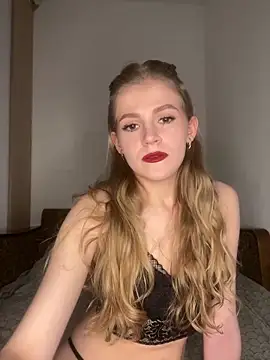 Snapshot of AmilenA chatting on 02.20.26 AmilenA online show from 02.20.26