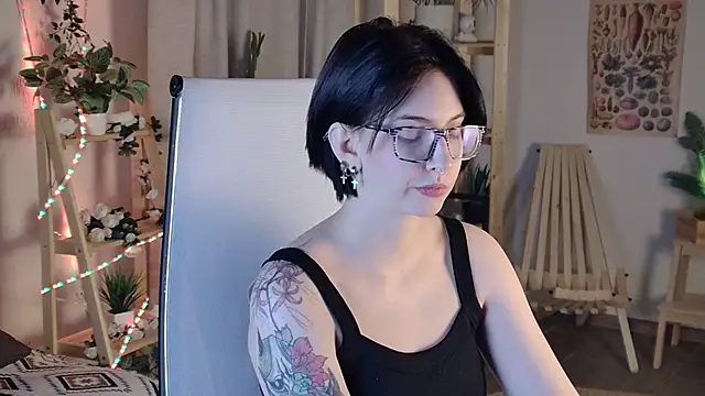 ElenaSomerhalder online show from 01.11.26