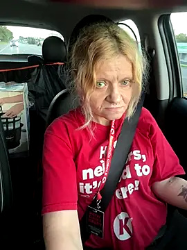 lindzybella online show from 09.28.25