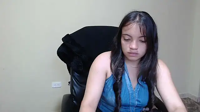 Snapshot of smith_celeste chatting on 03.19.25 smith celeste online show from 03.19.25