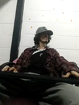 sk8-boy online show from 04.17.26