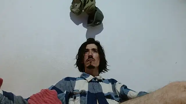 Snapshot of sk8-boy chatting on 06.27.26 sk8-boy online show from 06.27.26