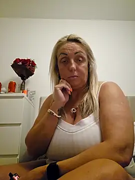 theblondecocklover online show from 03.25.26