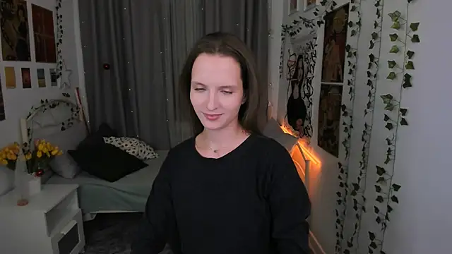 Snapshot of Ariadna_Shy chatting on 12.29.24 Ariadna Shy online show from 12.29.24