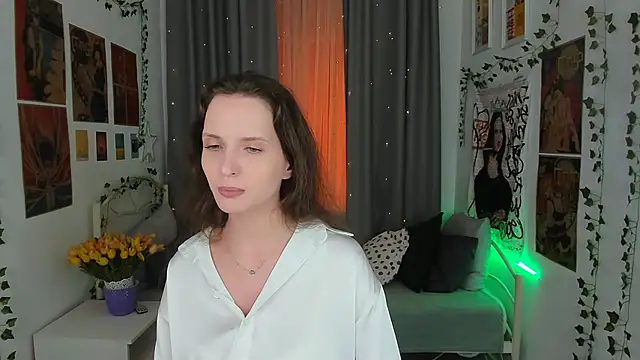 Snapshot of Ariadna_Shy chatting on 02.09.25 Ariadna Shy online show from 02.09.25