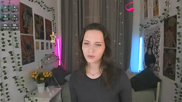 Snapshot of Ariadna_Shy chatting on 10.25.25 Ariadna Shy online show from 10.25.25