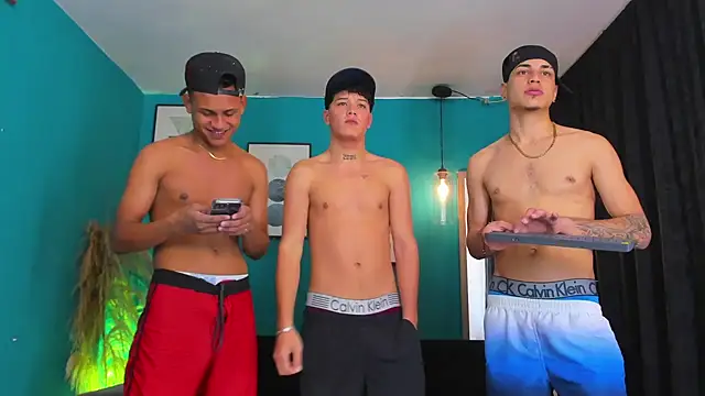 Oficial KingOfHeavens online show from 01.05.26