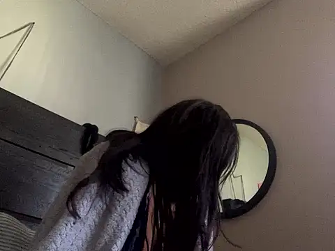 Ahlanacherae creamz online show from 01.14.26