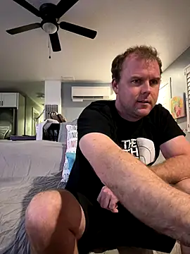 Snapshot of Studmuffin4you chatting on 01.08.26 Studmuffin4you online show from 01.08.26