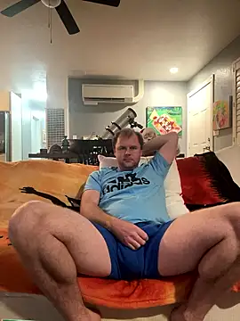 Snapshot of Studmuffin4you chatting on 01.14.26 Studmuffin4you online show from 01.14.26