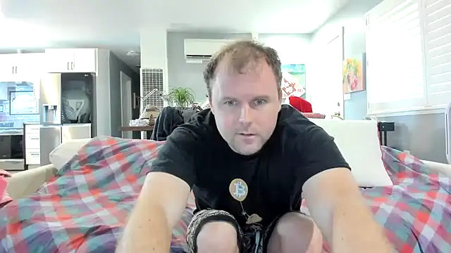 Snapshot of Studmuffin4you chatting on 02.19.26 Studmuffin4you online show from 02.19.26