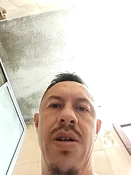 L hotcream online show from 03.04.26