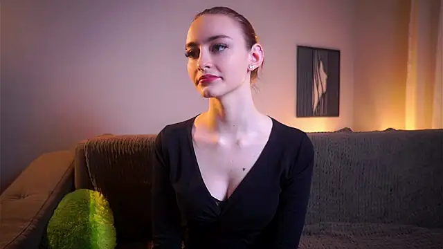 BeckiMacreno online show from 12.22.25