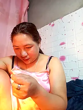 Snapshot of giang0055 chatting on 02.21.26 giang0055 online show from 02.21.26