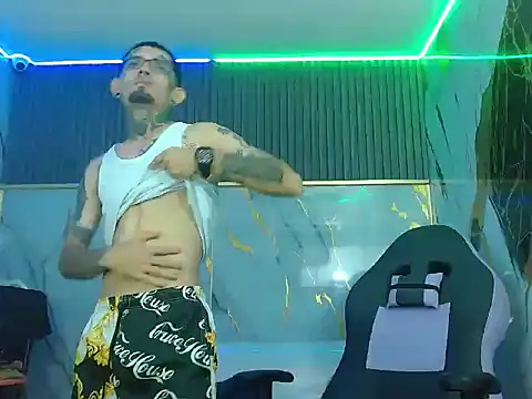 Boy tatto77 online show from 05.19.26