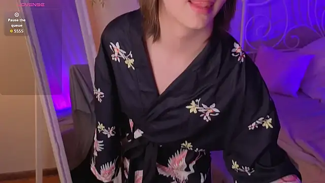 LetoriaNotley online show from 02.13.26