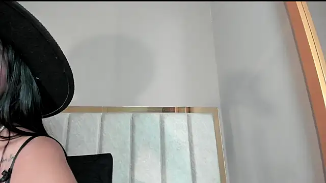 GahiaBelucci online show from 04.09.26