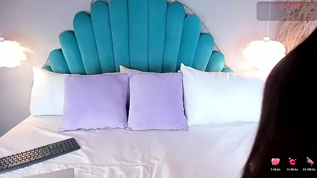 FiorelaSton online show from 01.12.26